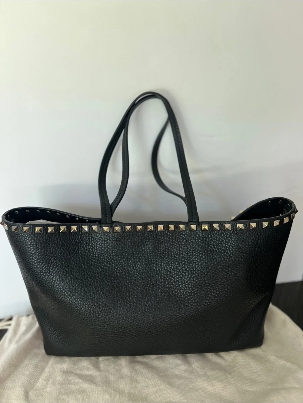 Valentino Garavani Black Pebbled Leather Rockstud Tote